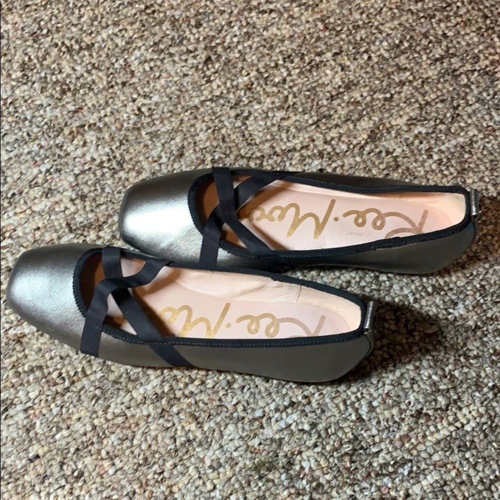 elegant flat size 37